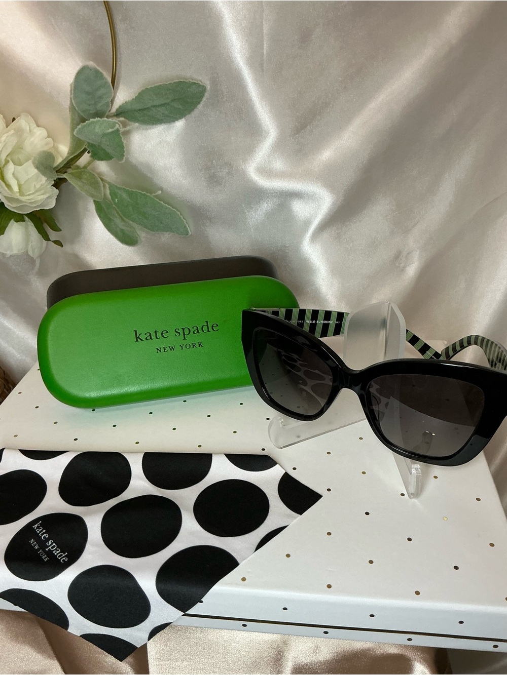 NWOT Kate Spade Bexley Sunglasses 54 18 140 with Case